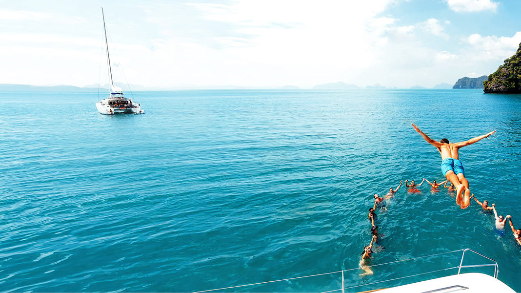 Mens Shorts That Travel With You — From Seaside Escapes to City Adventures 🧳🏝️