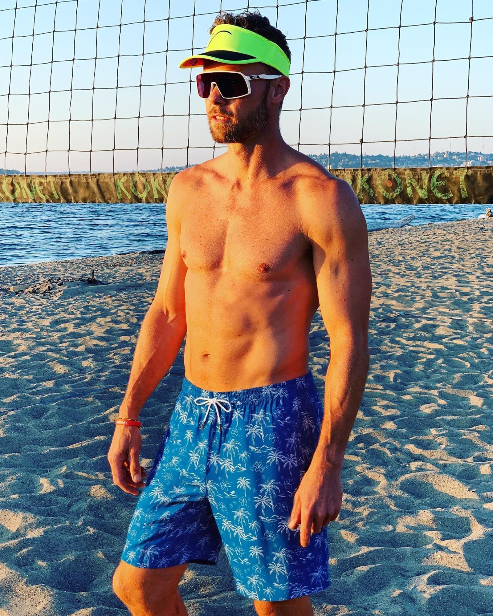 7 inch inseam 2-in-1 men’s swim shorts