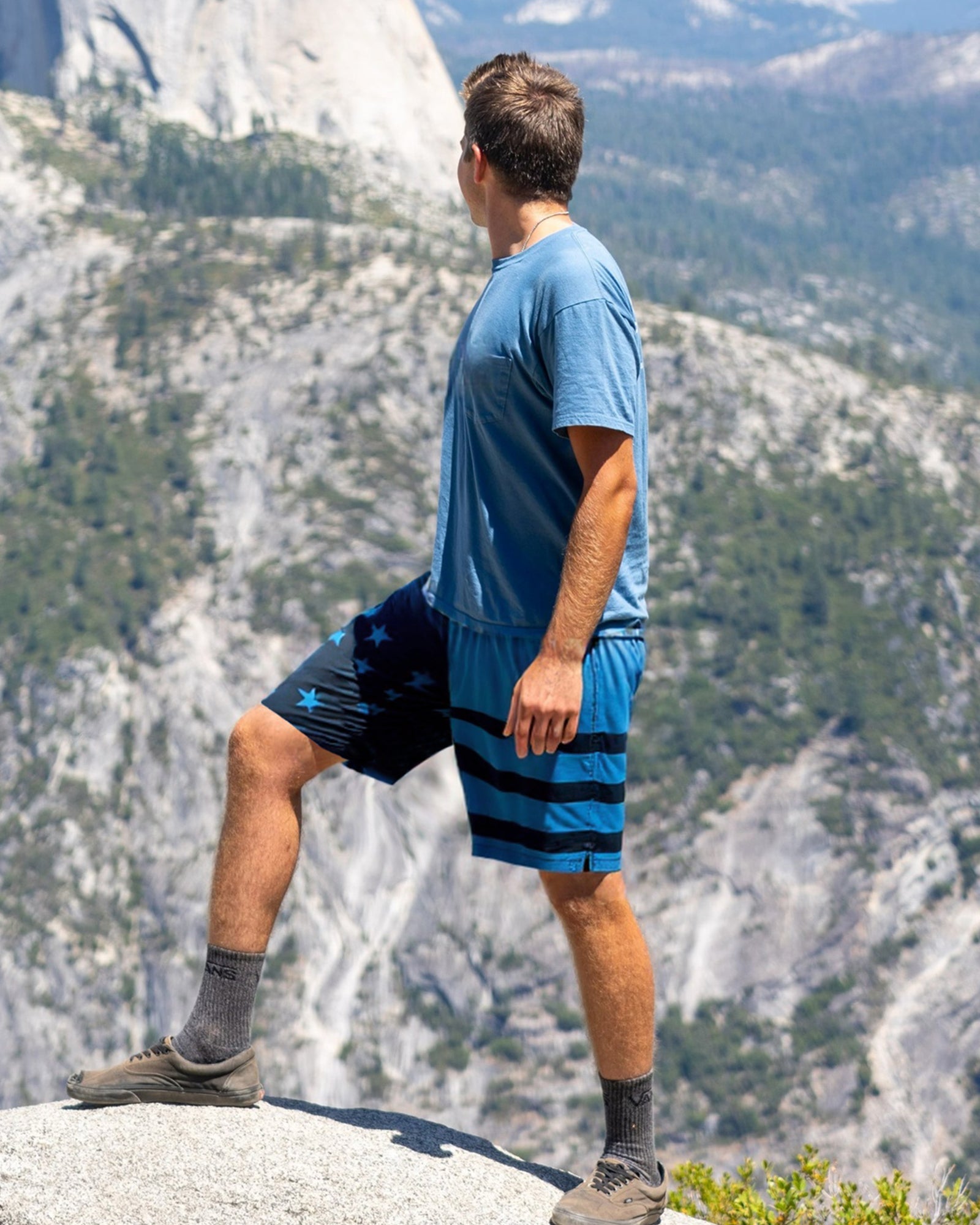 Vacation Mode On – The Ultimate Travel Shorts for Men