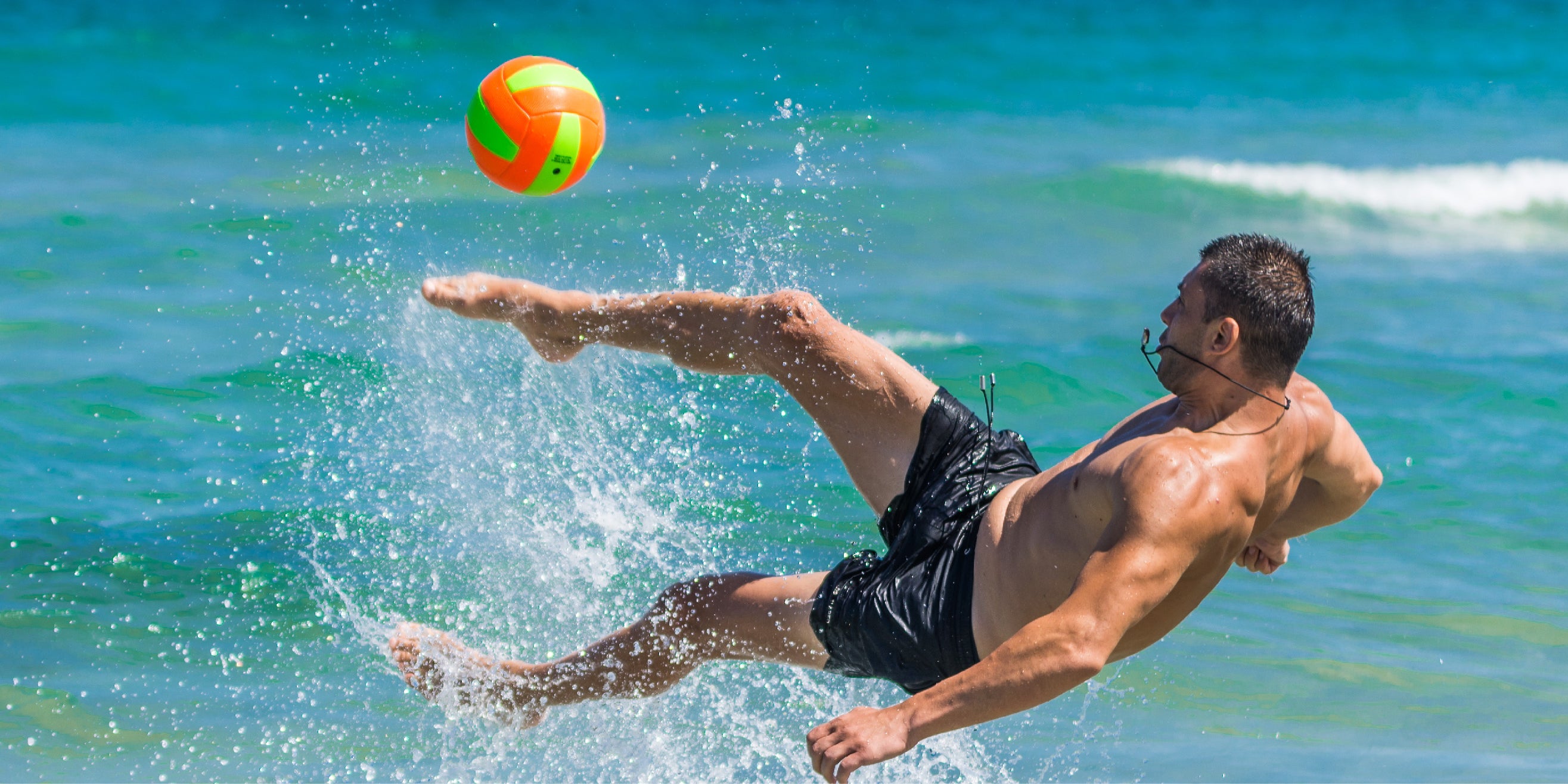 MENS GYM SHORTS MESH LINING